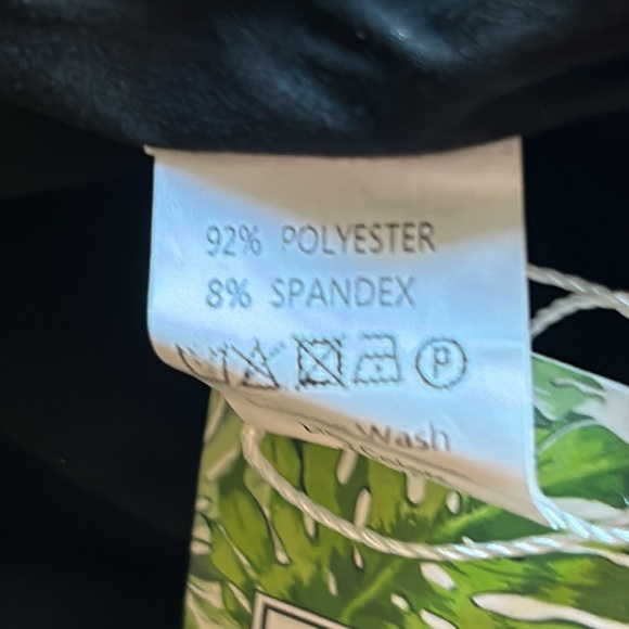 New with tags excellent brand new condition extra large - Picture 8 of 8